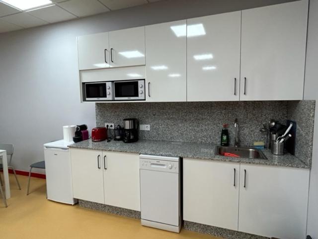 Albergue A Pobra Do Brollon ภายนอก รูปภาพ